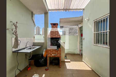 Casa para alugar com 179m², 3 quartos e 2 vagas Casa para alugar com 179m², 3 quartos e 2 vagasQuintal