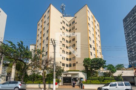 Apartamento à venda com 56m², 2 quartos e 1 vaga Apartamento à venda com 56m², 2 quartos e 1 vagaFachada