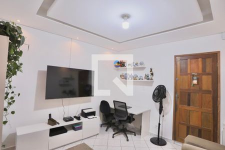 Sala 3 de casa à venda com 6 quartos, 120m² em Parque Sevilha, São Paulo