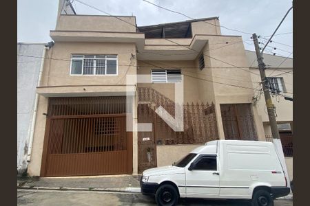 Casa à venda com 120m², 6 quartos e 1 vagaFachada