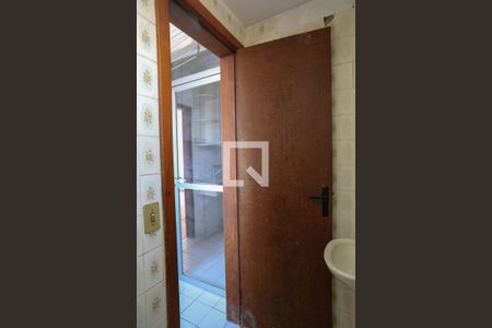 Apartamento para alugar com 70m², 3 quartos e 1 vagaÁrea de serviço 