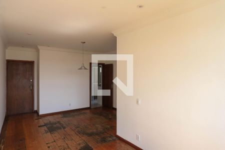 Sala de apartamento para alugar com 3 quartos, 70m² em Santa Efigênia, Belo Horizonte