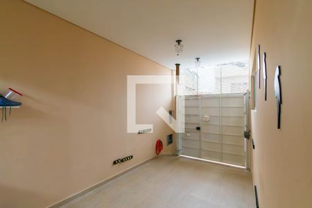 Casa à venda com 150m², 3 quartos e 1 vaga Casa à venda com 150m², 3 quartos e 1 vagaGaragem