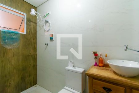Casa à venda com 150m², 3 quartos e 1 vaga Casa à venda com 150m², 3 quartos e 1 vagaBanheiro da Suíte