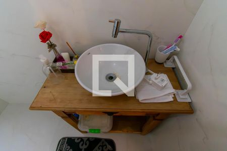 Casa à venda com 150m², 3 quartos e 1 vaga Casa à venda com 150m², 3 quartos e 1 vagaBanheiro 2