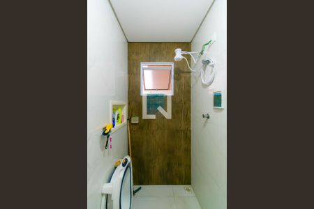 Casa à venda com 150m², 3 quartos e 1 vaga Casa à venda com 150m², 3 quartos e 1 vagaBanheiro da Suíte