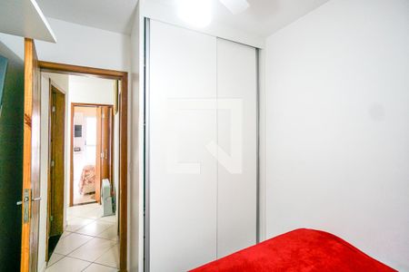 Casa de condomínio à venda com 125m², 3 quartos e 2 vagasQuarto 01