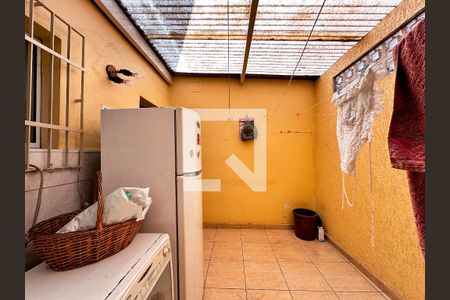 Casa à venda com 130m², 3 quartos e 1 vagaÁrea de Serviço