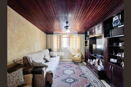 Casa à venda com 130m², 3 quartos e 1 vagaSuíte