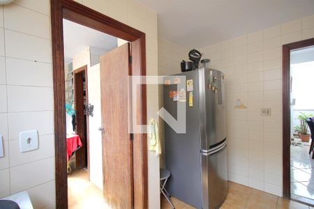 Apartamento à venda com 120m², 3 quartos e 2 vagasCozinha