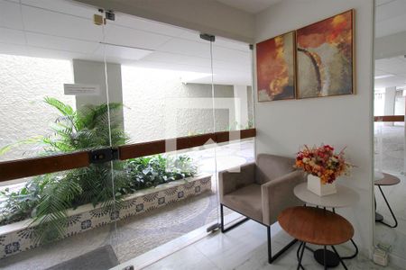 Apartamento à venda com 120m², 3 quartos e 2 vagasÁrea comum – Hall