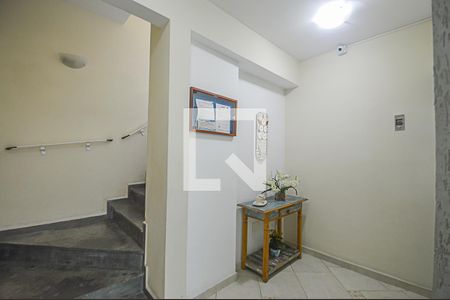 Apartamento à venda com 100m², 2 quartos e 2 vagas Apartamento à venda com 100m², 2 quartos e 2 vagasHall de entrada