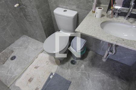 Apartamento à venda com 121m², 3 quartos e 2 vagasBanheiro da Suíte 1