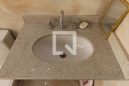 Apartamento à venda com 121m², 3 quartos e 2 vagasBanheiro da Suíte 2