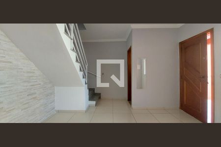 Sala de casa para alugar com 3 quartos, 112m² em Parque São Vicente, Santo André