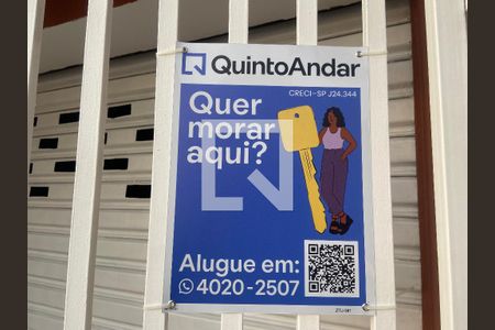 Casa para alugar com 100m², 2 quartos e 1 vagaFachada plaquinha