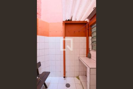 Casa para alugar com 100m², 2 quartos e 1 vagaQuintal