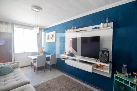 Casa à venda com 90m², 2 quartos e 1 vaga Casa à venda com 90m², 2 quartos e 1 vagaSala