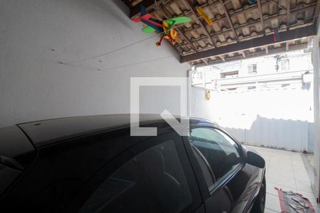 Casa à venda com 90m², 2 quartos e 1 vaga Casa à venda com 90m², 2 quartos e 1 vagaGaragem