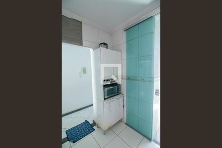 Casa à venda com 90m², 2 quartos e 1 vaga Casa à venda com 90m², 2 quartos e 1 vagaCozinha