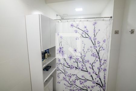 Apartamento à venda com 37m², 1 quarto e sem vaga Apartamento à venda com 37m², 1 quarto e sem vagaBanheiro Social