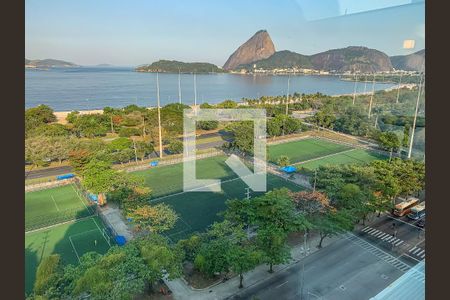 Apartamento à venda com 37m², 1 quarto e sem vaga Apartamento à venda com 37m², 1 quarto e sem vagaÁrea comum