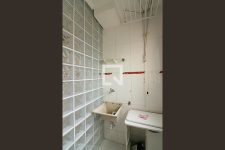 Apartamento à venda com 69m², 3 quartos e 1 vagaÁrea de Serviço