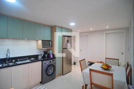 Apartamento à venda com 56m², 2 quartos e 1 vagaCozinha