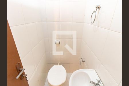 Casa à venda com 117m², 4 quartos e 1 vaga Casa à venda com 117m², 4 quartos e 1 vagaBanheiro da Area Gourmet