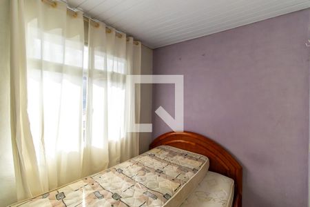 Quarto 1 de apartamento para alugar com 2 quartos, 40m² em Capão da Imbuia, Pinhais