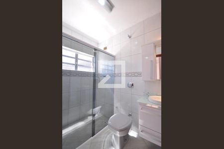 Casa à venda com 220m², 3 quartos e 4 vagasBanheiro da Suíte 3