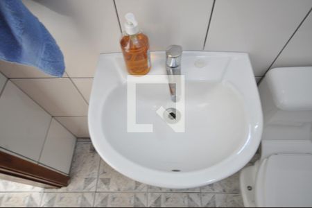 Casa à venda com 220m², 3 quartos e 4 vagasBanheiro de serviço