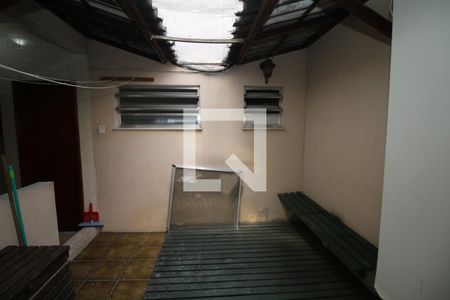 Apartamento à venda com 70m², 2 quartos e 1 vagaÁrea de Serviço