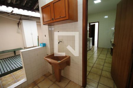 Apartamento à venda com 70m², 2 quartos e 1 vagaÁrea de Serviço