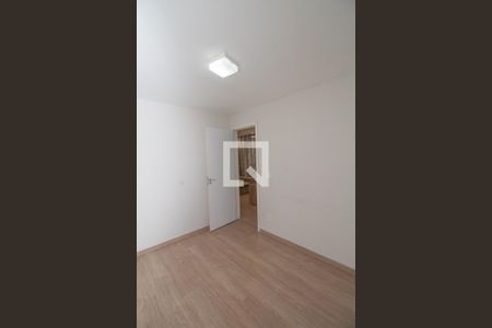 Quarto 2 de apartamento para alugar com 2 quartos, 47m² em Vila Homero Thon, Santo André