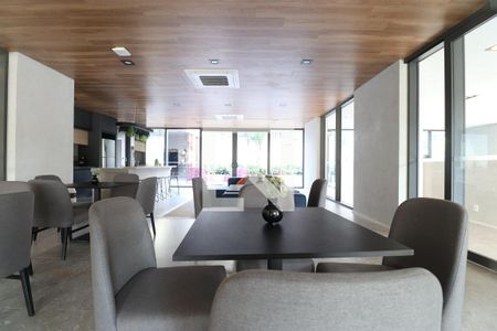 Apartamento para alugar com 28m², 1 quarto e sem vagaÁrea comum - Salão de festas