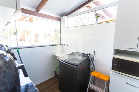 Área de Serviço de apartamento à venda com 4 quartos, 120m² em Fernão Dias, Belo Horizonte