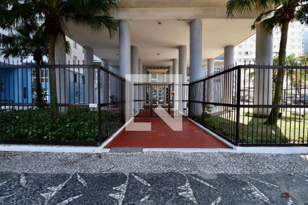 Apartamento para alugar com 190m², 3 quartos e 1 vaga Apartamento para alugar com 190m², 3 quartos e 1 vagaFachada