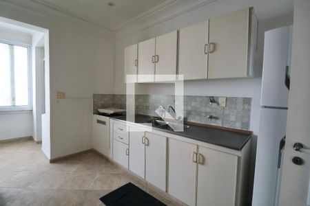 Apartamento para alugar com 190m², 3 quartos e 1 vaga Apartamento para alugar com 190m², 3 quartos e 1 vagaCozinha