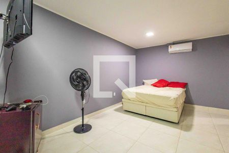 Casa à venda com 300m², 3 quartos e 5 vagasSuíte 2