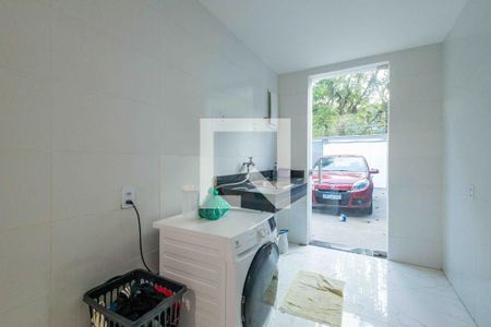 Casa à venda com 300m², 3 quartos e 5 vagasÁrea de Serviço