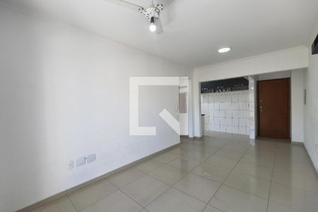 Sala de apartamento para alugar com 1 quarto, 61m² em Guilhermina, Praia Grande