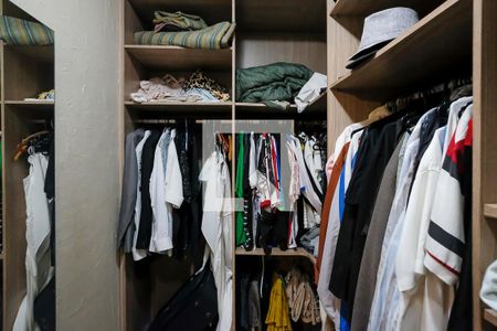 Casa à venda com 175m², 2 quartos e 3 vagasCloset