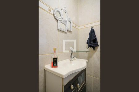 Casa à venda com 175m², 2 quartos e 3 vagasLavabo casa 2