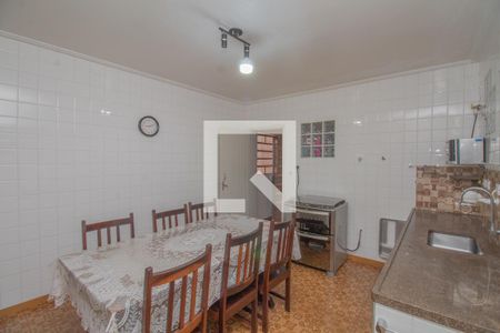 Casa à venda com 310m², 5 quartos e 7 vagas Casa à venda com 310m², 5 quartos e 7 vagasCozinha