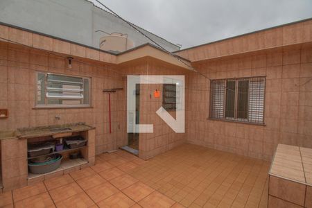 Casa à venda com 310m², 5 quartos e 7 vagas Casa à venda com 310m², 5 quartos e 7 vagasÁrea externa