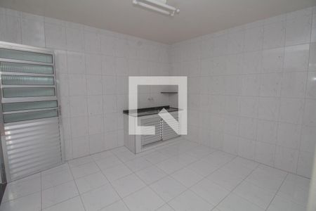 Casa à venda com 310m², 5 quartos e 7 vagas Casa à venda com 310m², 5 quartos e 7 vagasCozinha 2