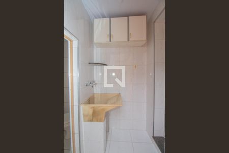 Casa à venda com 310m², 5 quartos e 7 vagas Casa à venda com 310m², 5 quartos e 7 vagasLavanderia 2