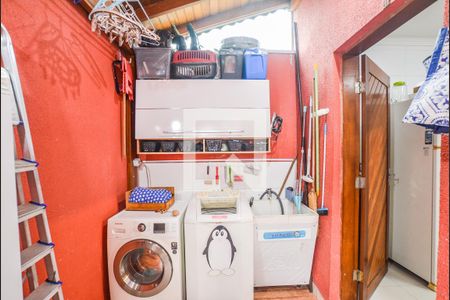 Casa à venda com 110m², 3 quartos e 3 vagasÁrea de Serviço