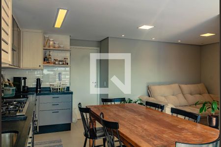 Apartamento à venda com 56m², 2 quartos e 1 vaga Apartamento à venda com 56m², 2 quartos e 1 vagaCozinha